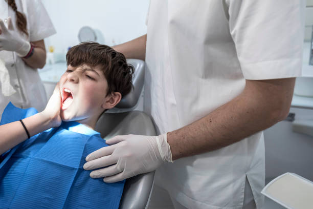 Best Emergency Tooth Extraction in Independence, IA